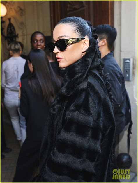 katy perry sexy photos|Katy Perry Goes Topless Under an Open Coat at Balenciaga’s Show